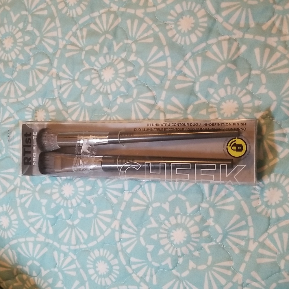 RTIST PRO ELITE~ CHEEK MAKEUP BRUSHES!! NEW!!! PRICE IS FIRM!!